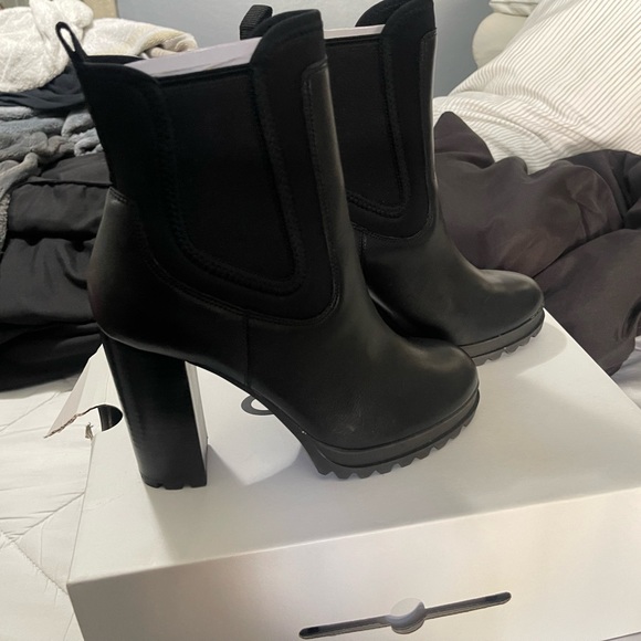 Aldo Boots - Picture 2 of 5